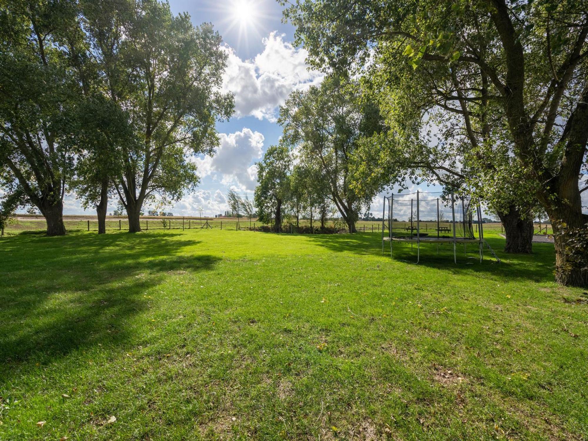 Spacious Holiday Home With Pond In Poperinge Roesbrugge-Haringe Exterior photo